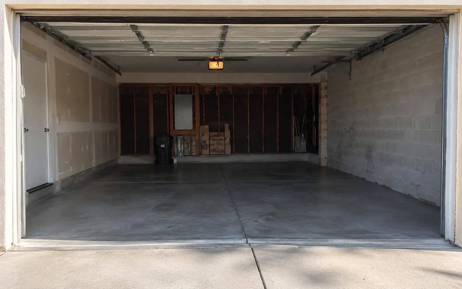 Smooth concrete floor inside a double garage in Wollongong